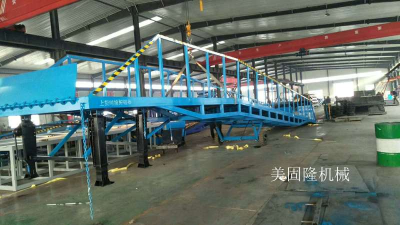 厦门移动式登车桥厂家
